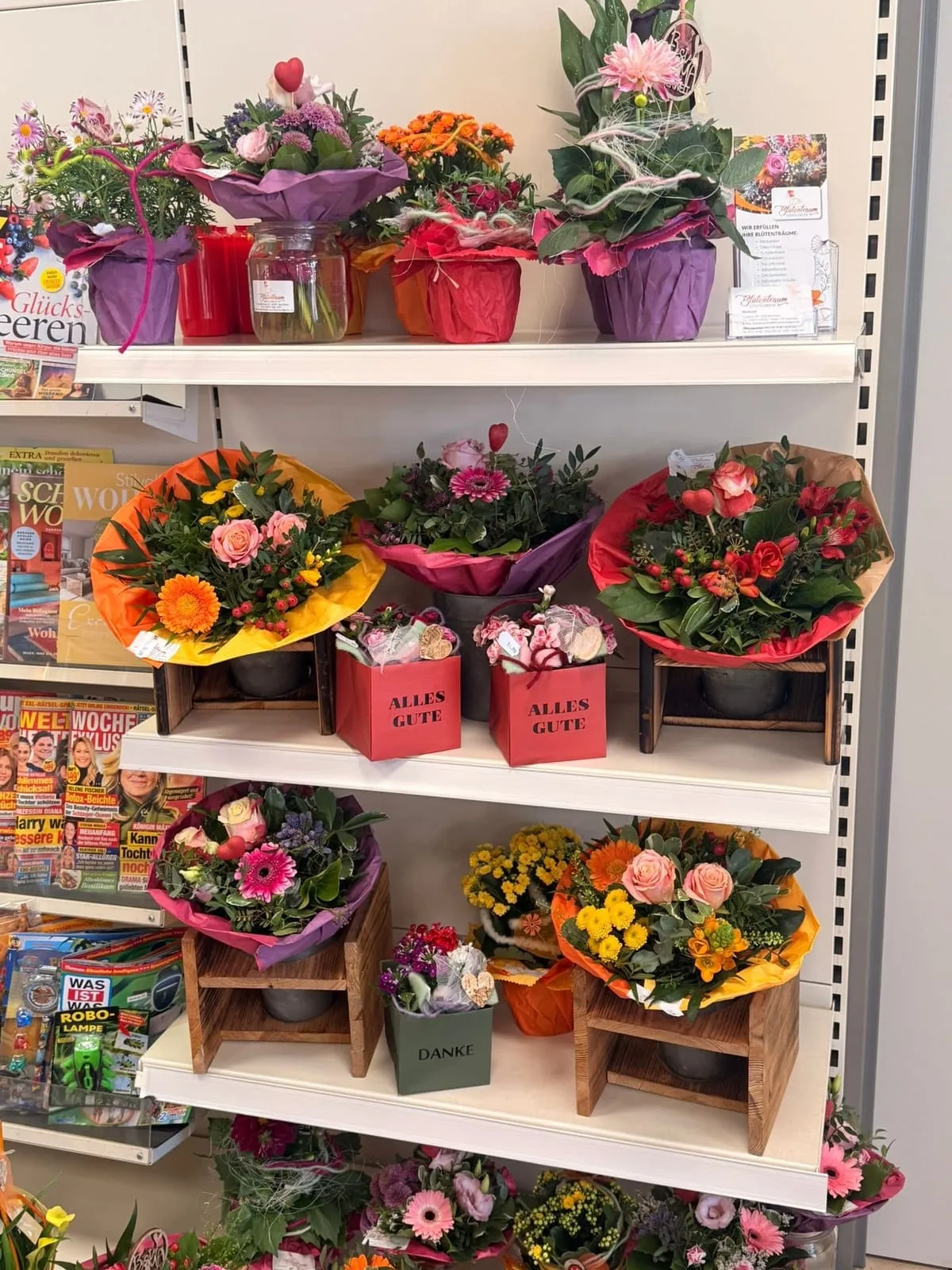 Blumen bei unseren Verkaufsstellen — Foto 3